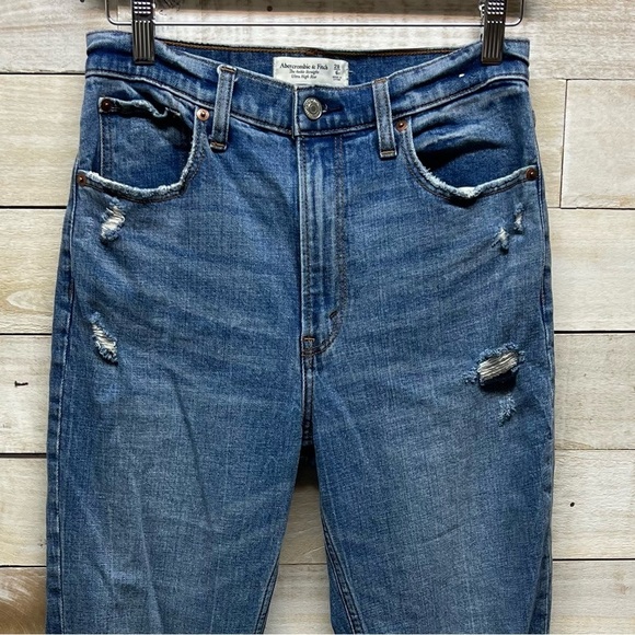Abercrombie & Fitch Ankle Straight Ultra High Rise Jeans Size 28/6‎ Stretch - Picture 2 of 13